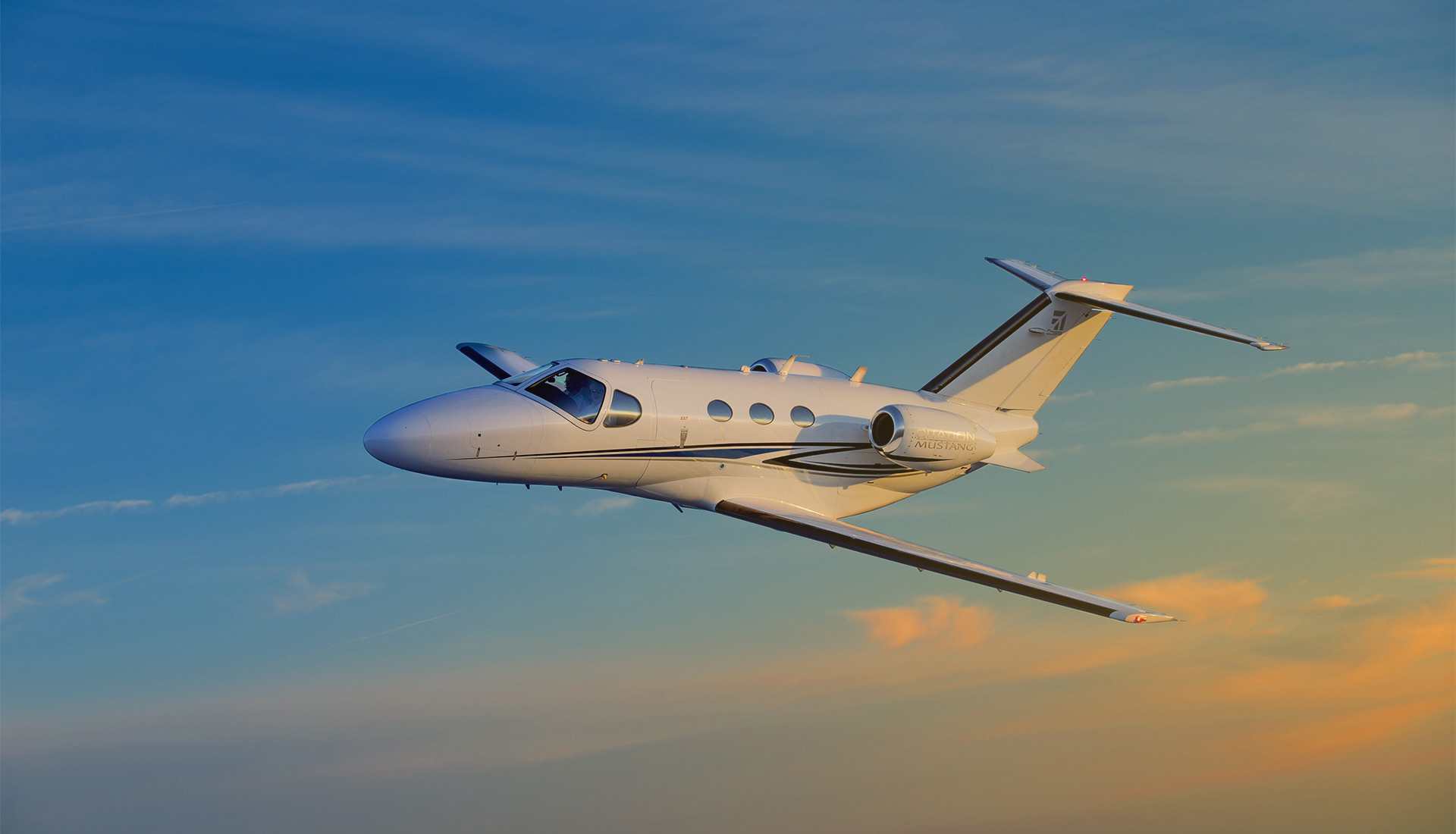 Cessna Citation Mustang in flight